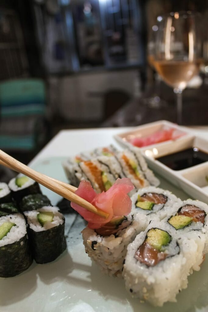 seafood restaurant swellendam, swellendam restaurants, the garden shack swellendam menu, lunch swellendam, pubs in swellendam, Swellendam wine farms olivedale wild melody, Olivedale Cellar, sushi menu, hake platters, Syrah, River Secrets, Mystique Mountain