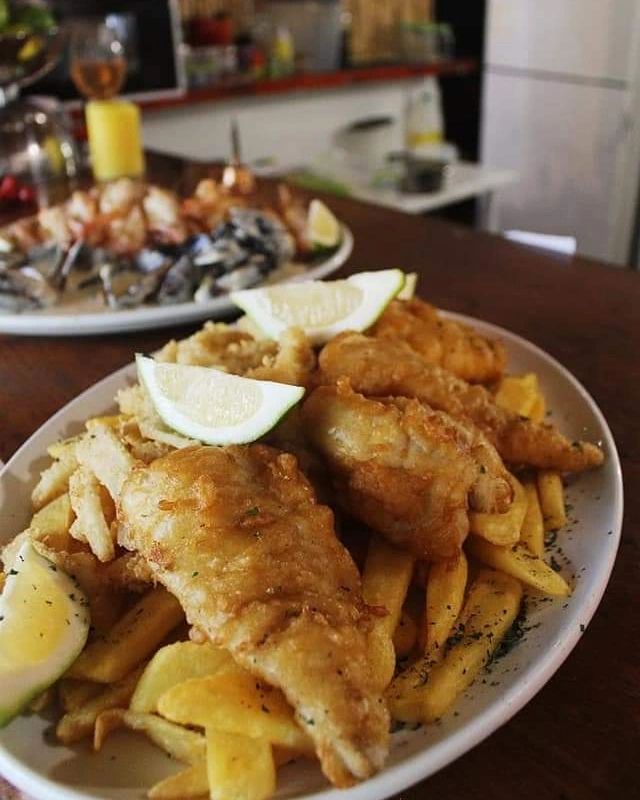 seafood restaurant swellendam, swellendam restaurants, the garden shack swellendam menu, lunch swellendam, pubs in swellendam, Swellendam wine farms olivedale wild melody, Olivedale Cellar, sushi menu, curried mussels, hake platters, Syrah, River Secrets, Mystique Mountain
